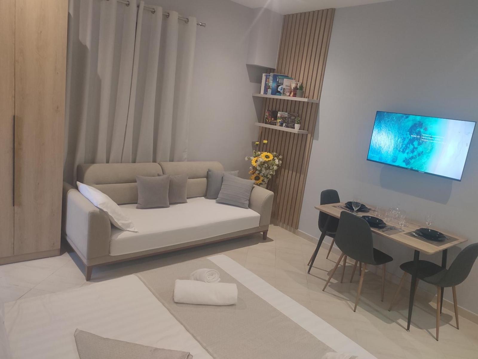 Bp Beach Apartments Golem  Eksteriør billede